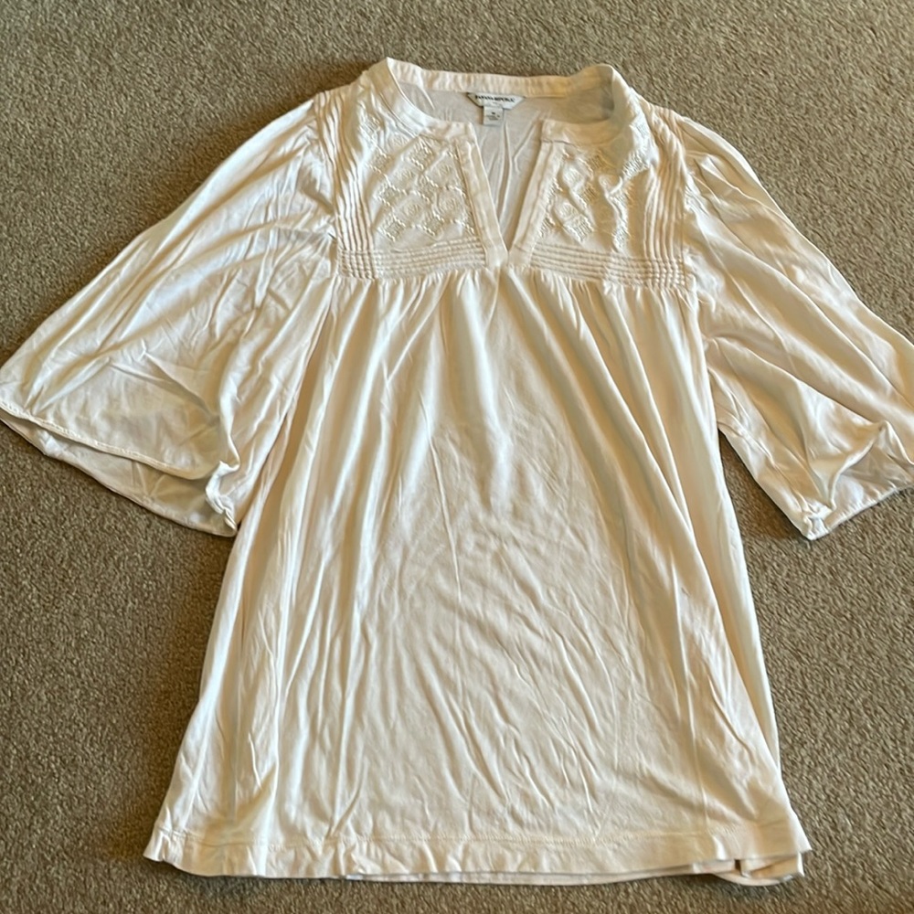Women’s White Tunic Shirt